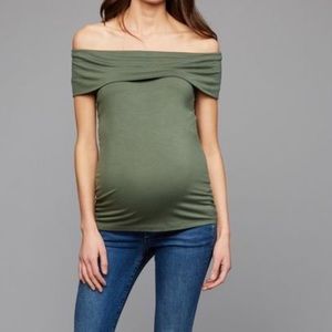 Pea in the pod maternity top